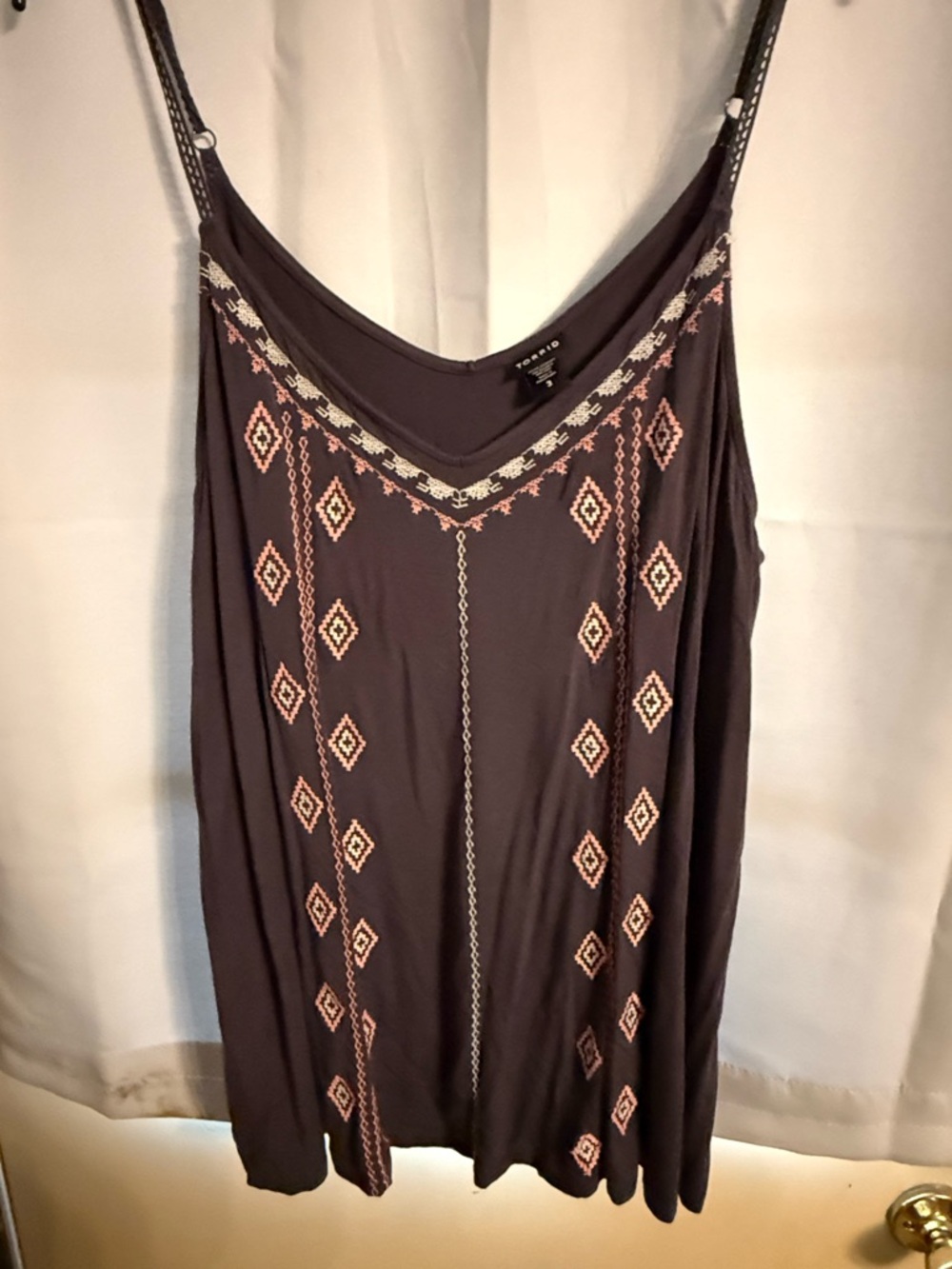 torrid dark grey Tank Top with Pink & Cream Embroidery
